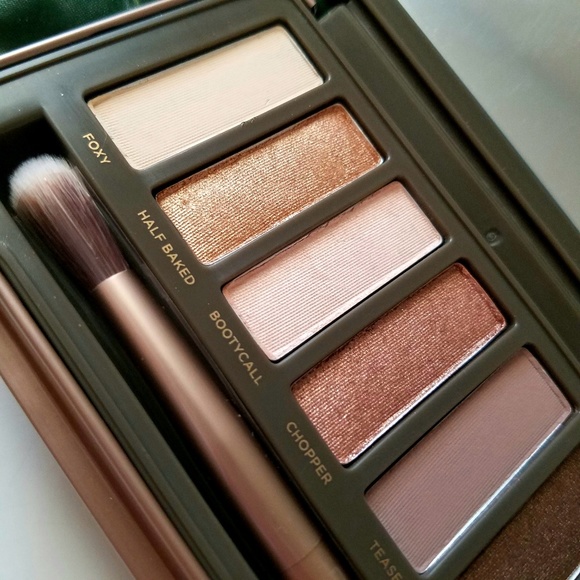 NWOT Naked2 Palette - Picture 4 of 8